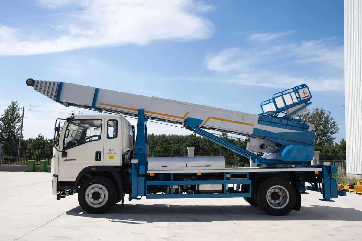 河西区街道云梯上料车租赁费用